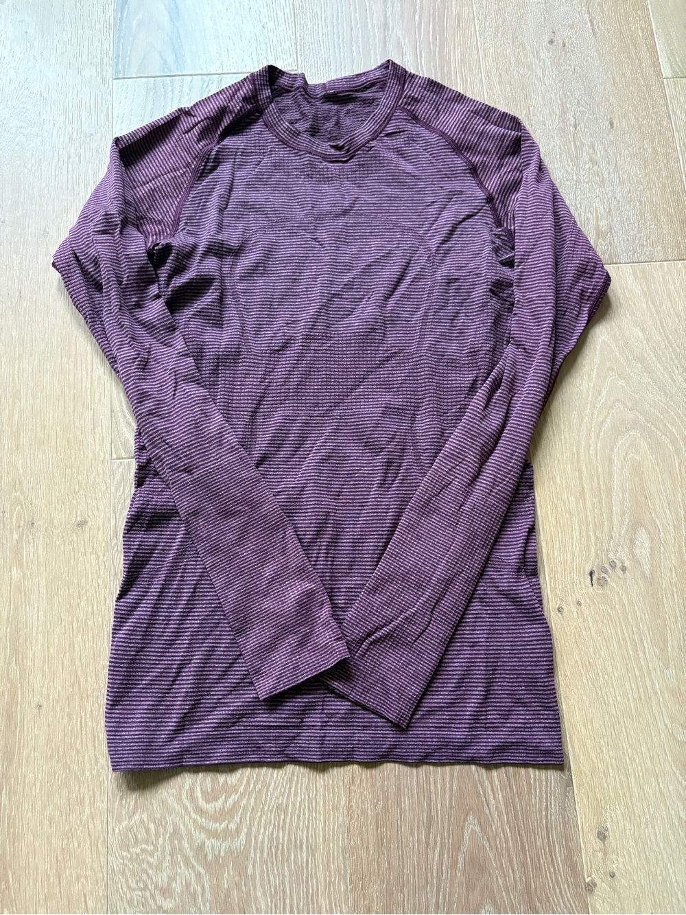 EUC Lululemon 6 LS Swiftly heathered plum